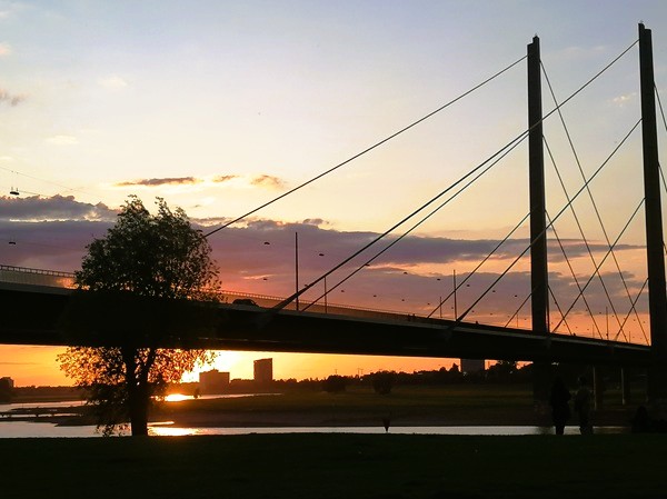 Dorothee Köhler wandern & schreiben Düsseldorf Rhein